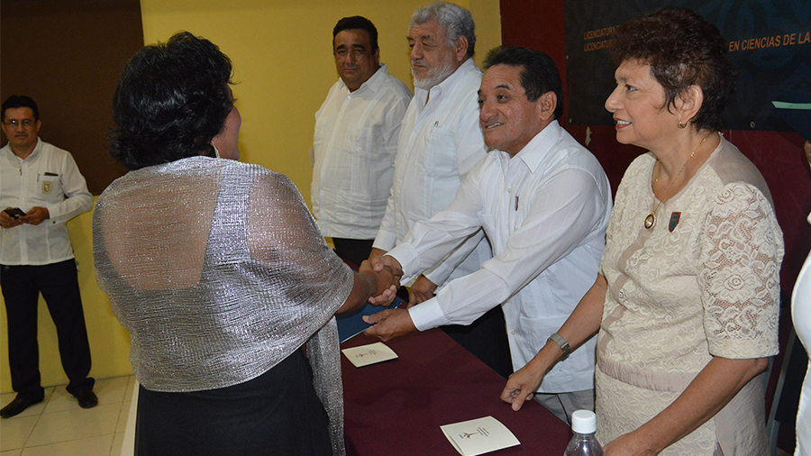 Ceremonia de Entrega de Certificados y Cartas de 